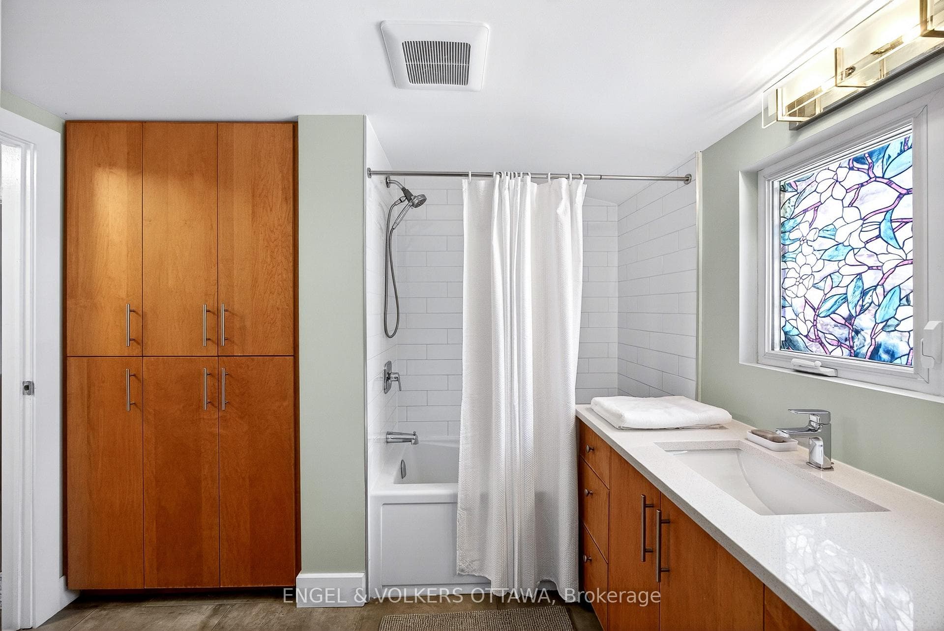 166 Wesley Avenue photo 24