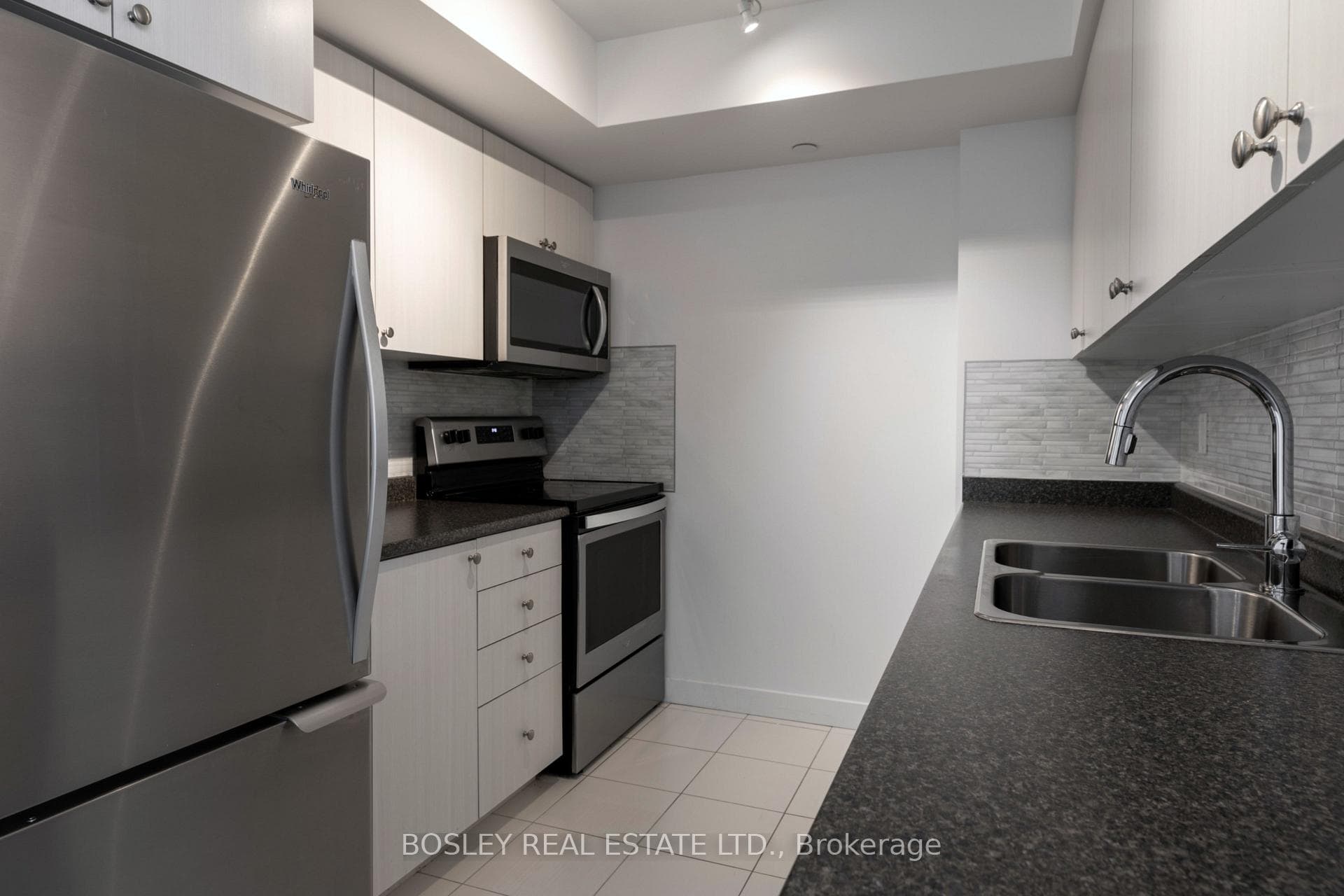 8 Trent Avenue Unit 606 photo 10