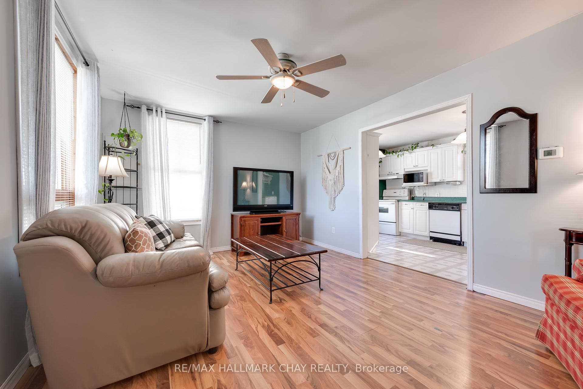 377 Forest Avenue photo 7