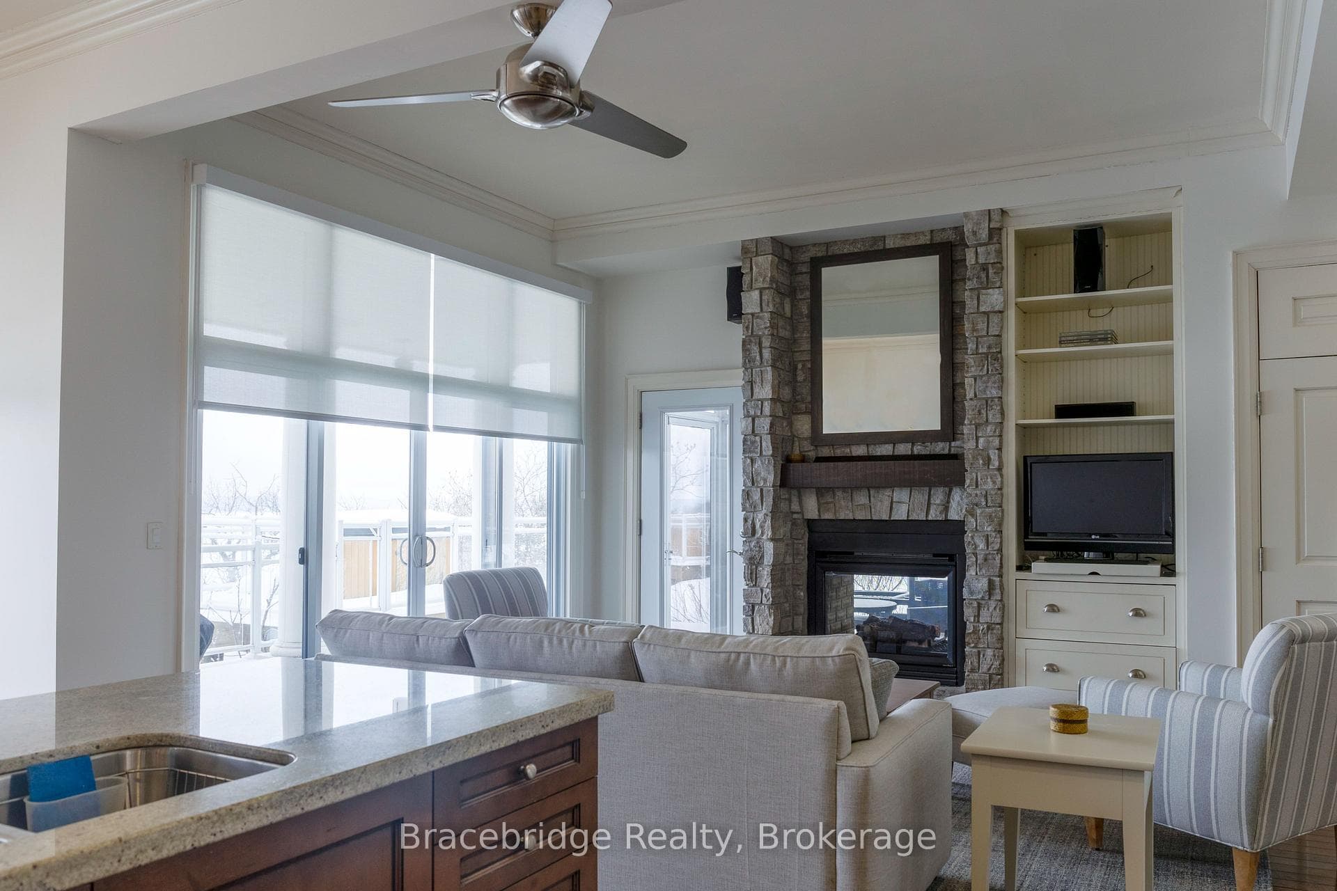 1869 Muskoka Rd 118 Highway Unit T301-D1 photo 19