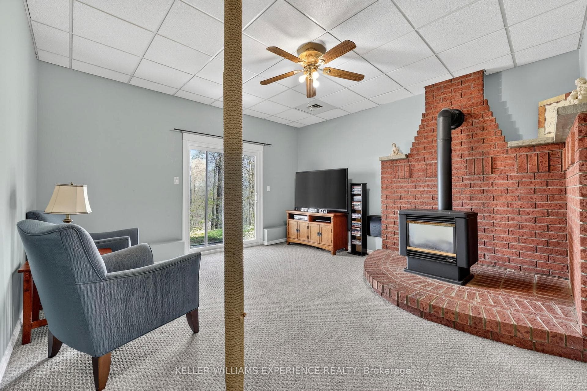 645 Bayview Drive photo 13