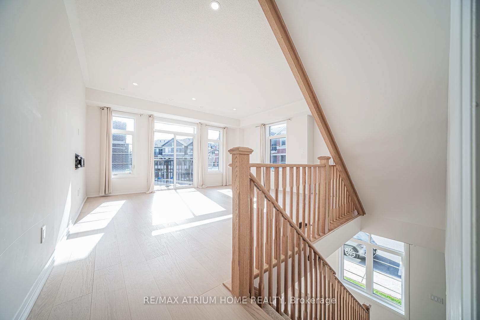 1 Sissons Way photo 6