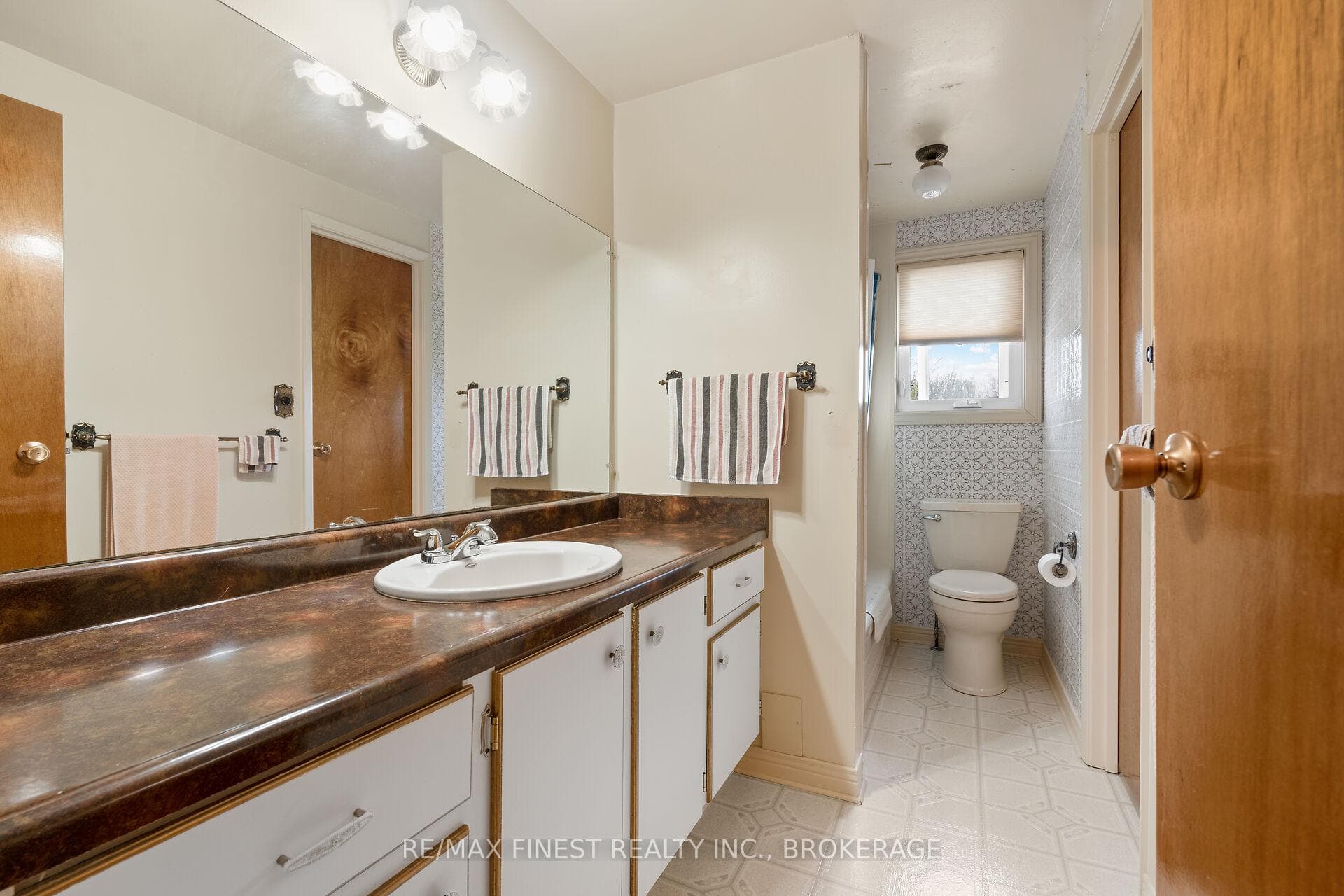 32 Bonny Lane photo 15
