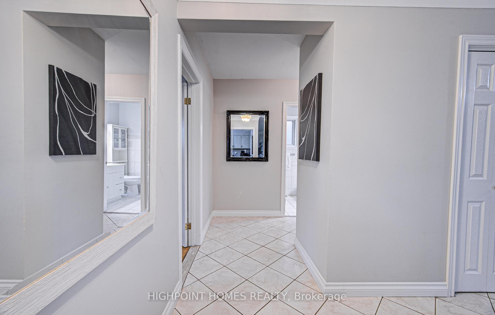 5438 Trafalgar Road photo 10
