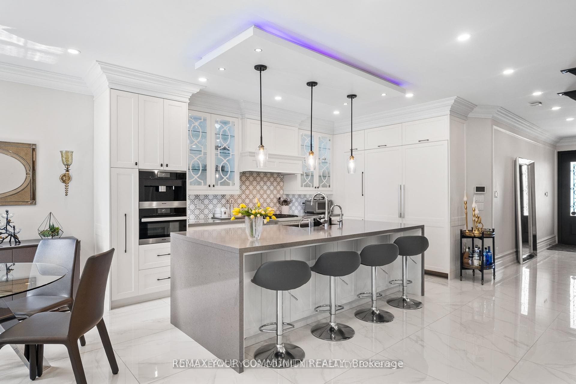 37 Copperstone Crescent photo 6