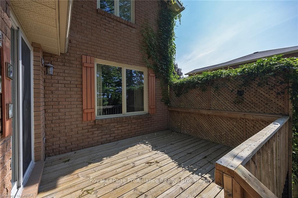 499 FOREST HILL Drive photo 11
