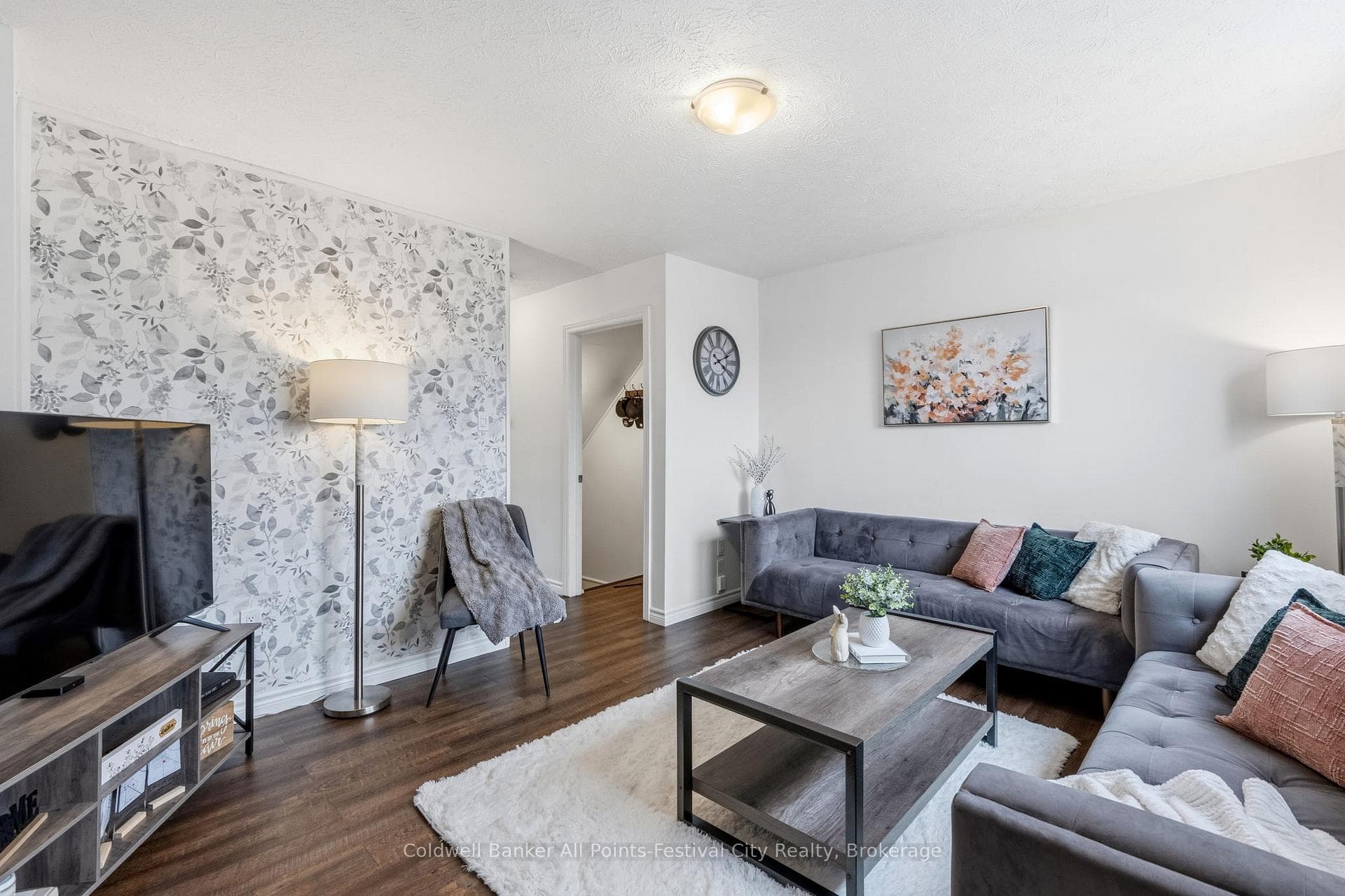 146 Bennett Street photo 15