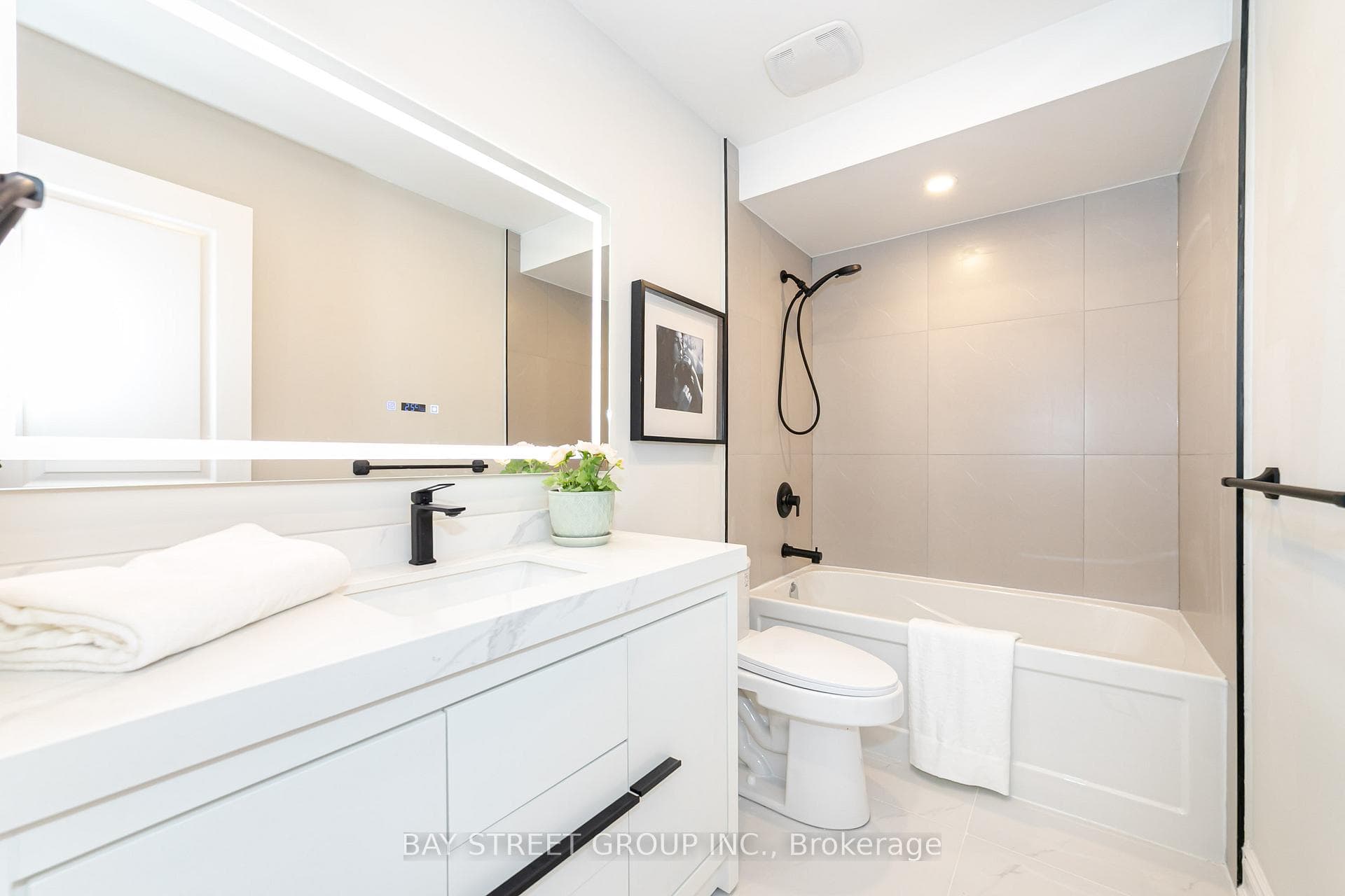 15A Silver Stream Avenue photo 35