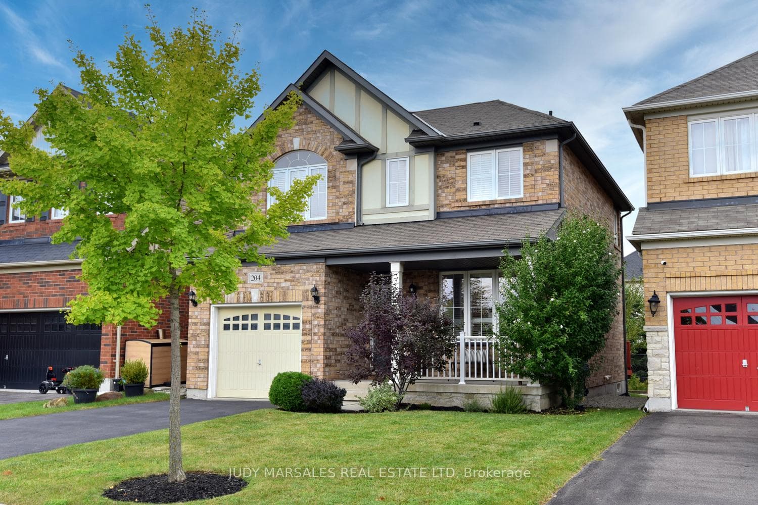 204 Montreal Circle photo 3