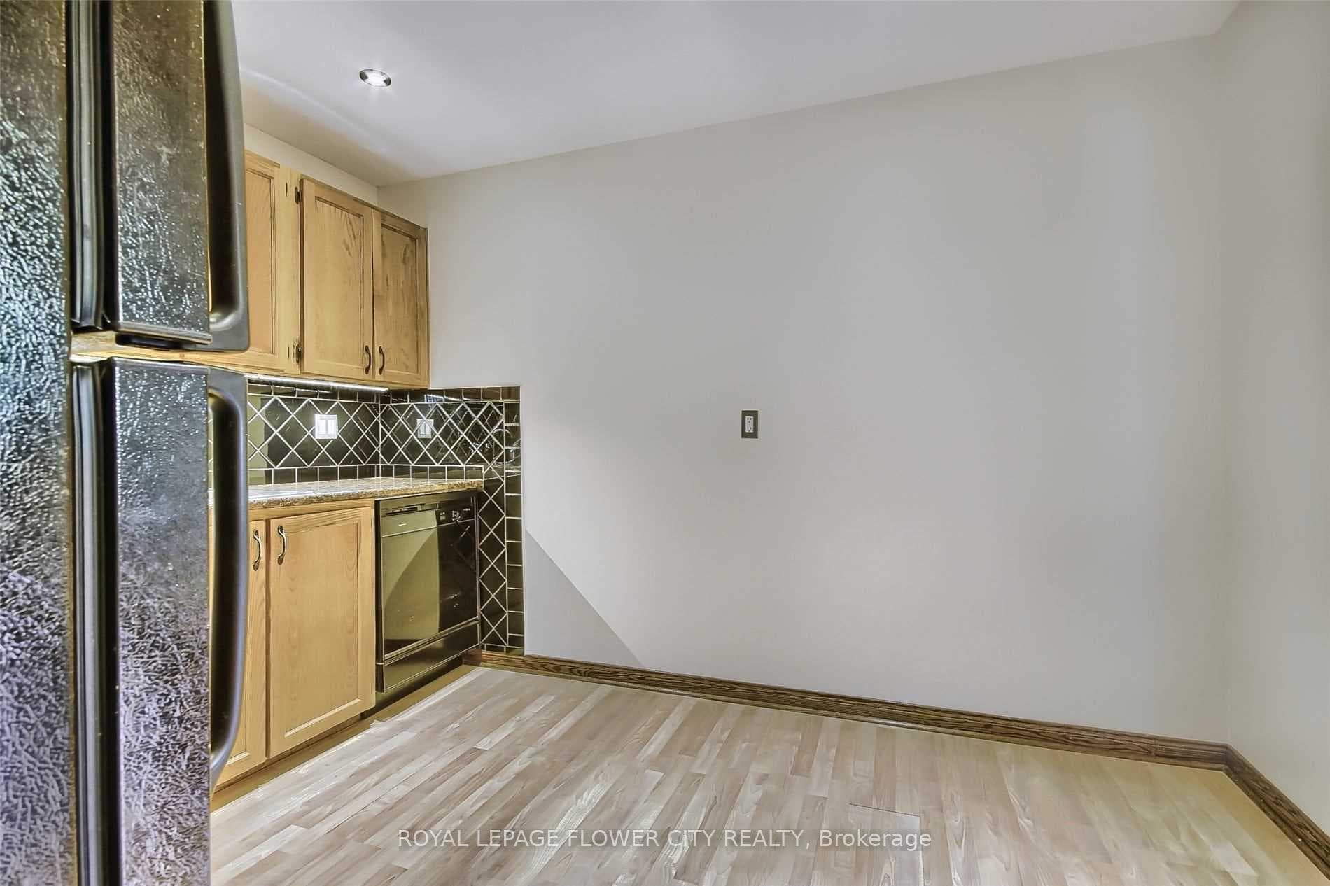 6650 Falconer Drive Unit 21 photo 20
