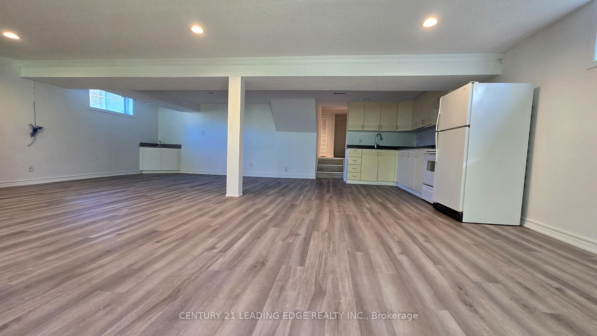 42 Arkona Drive Unit Bsmt photo 6