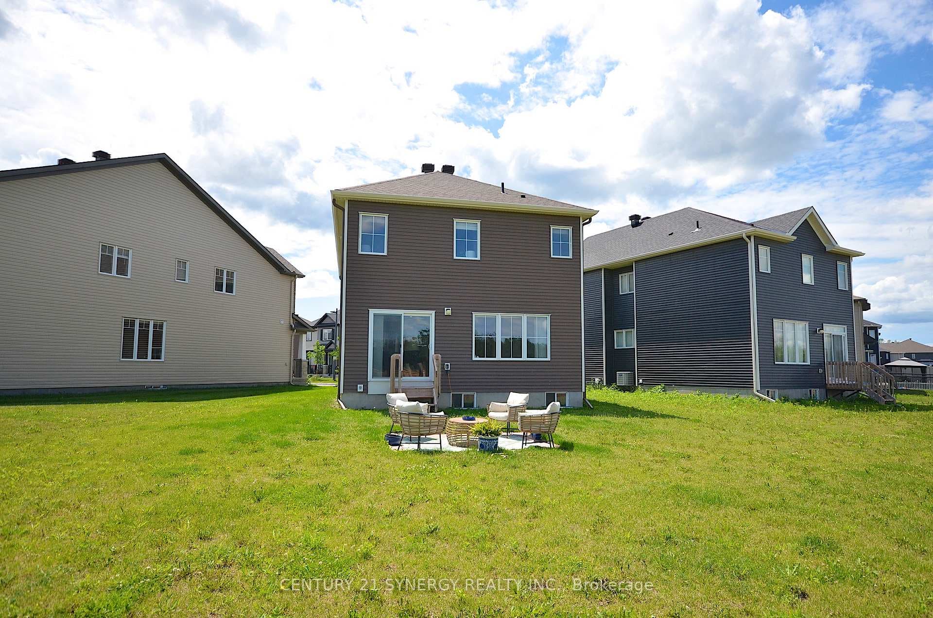 114 Unity Place photo 31