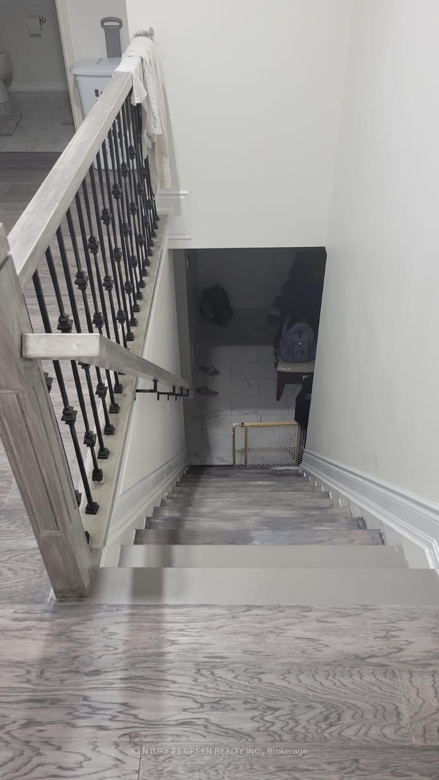 21 Mortimer Drive photo 3