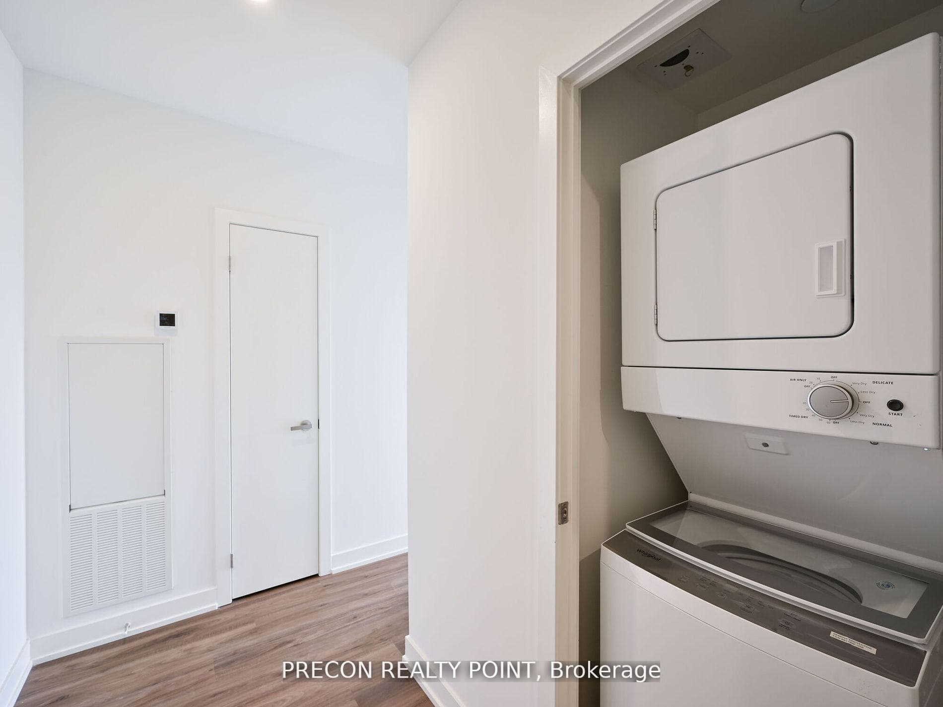 370 Martha Street Unit 902 photo 9