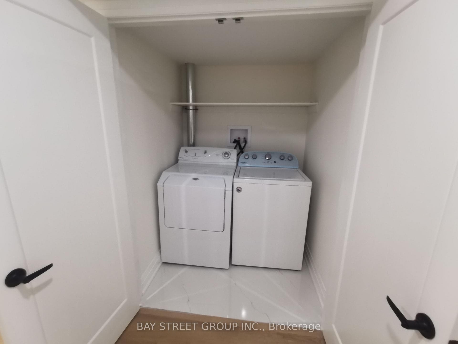3 Feltham Road Unit Basement photo 25