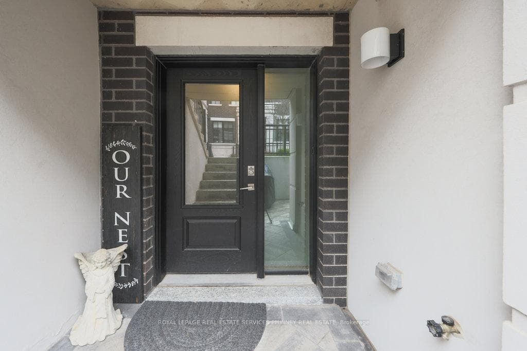 665 Cricklewood Drive Unit 717 photo 4