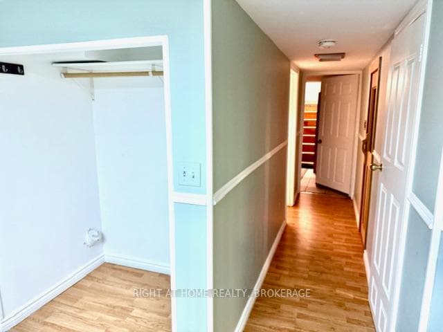 1433 Northmount Avenue Unit LOWER photo 7