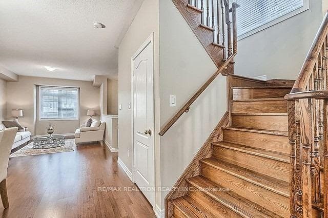11 Matthewson Avenue photo 9