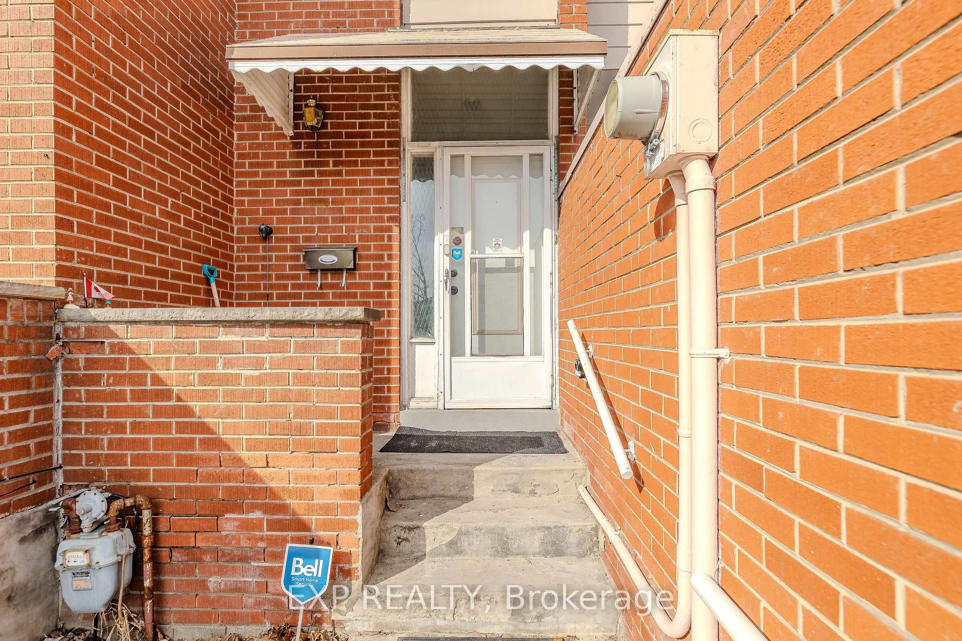 6 Sprucewood Court photo 3