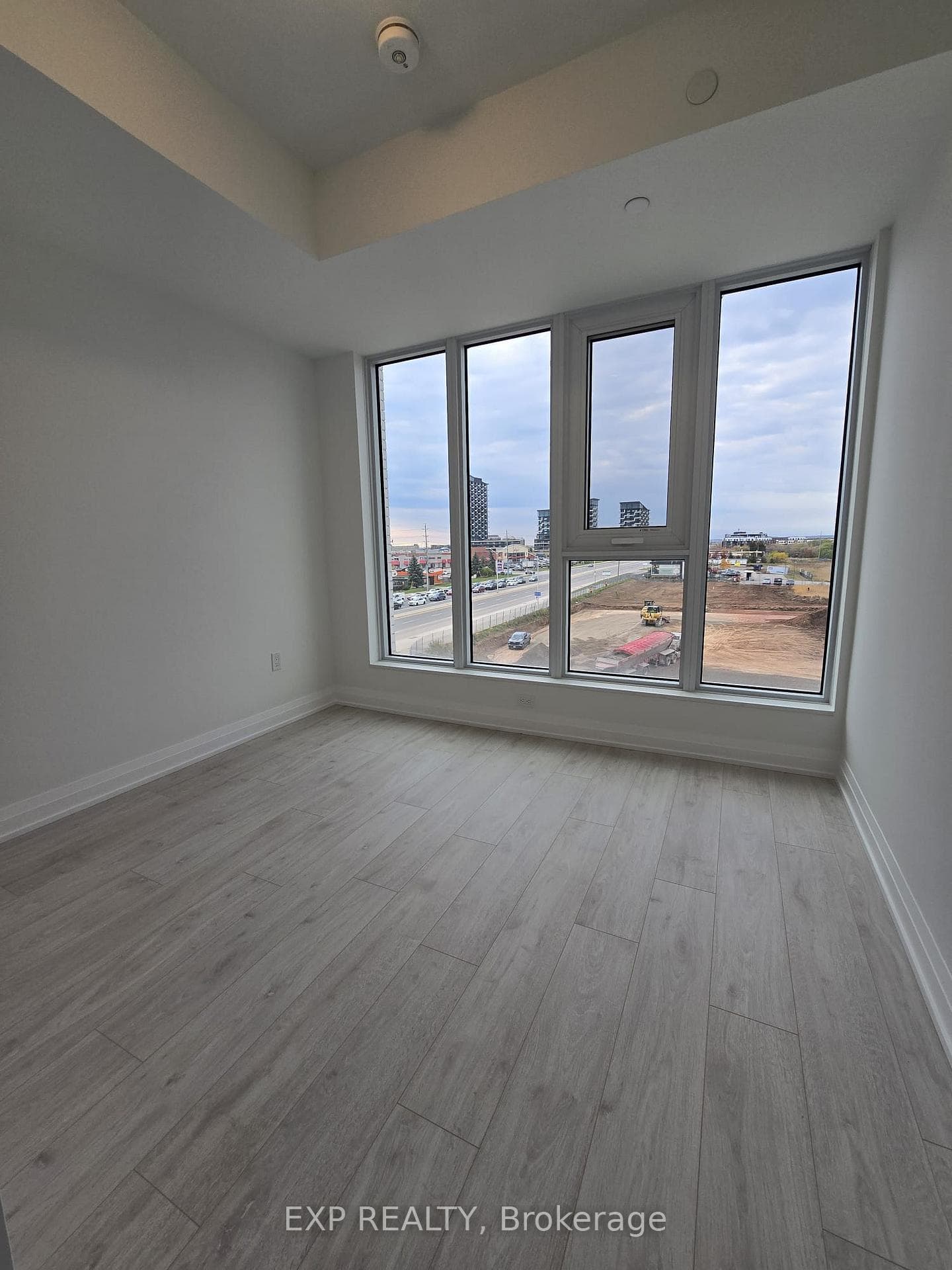 412 Silver Maple Road Unit 419 photo 12