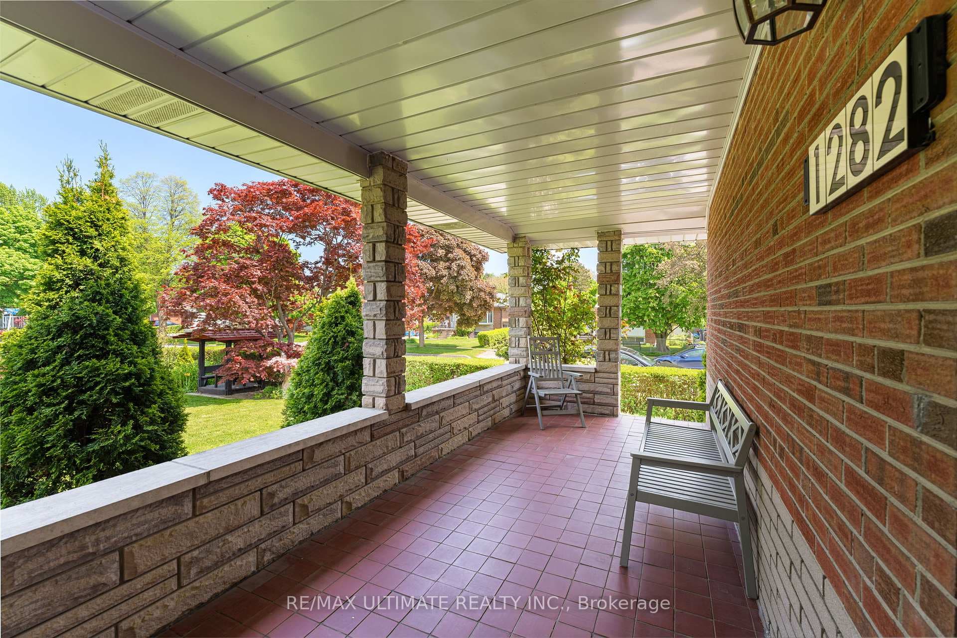 1282 Daimler Road photo 5
