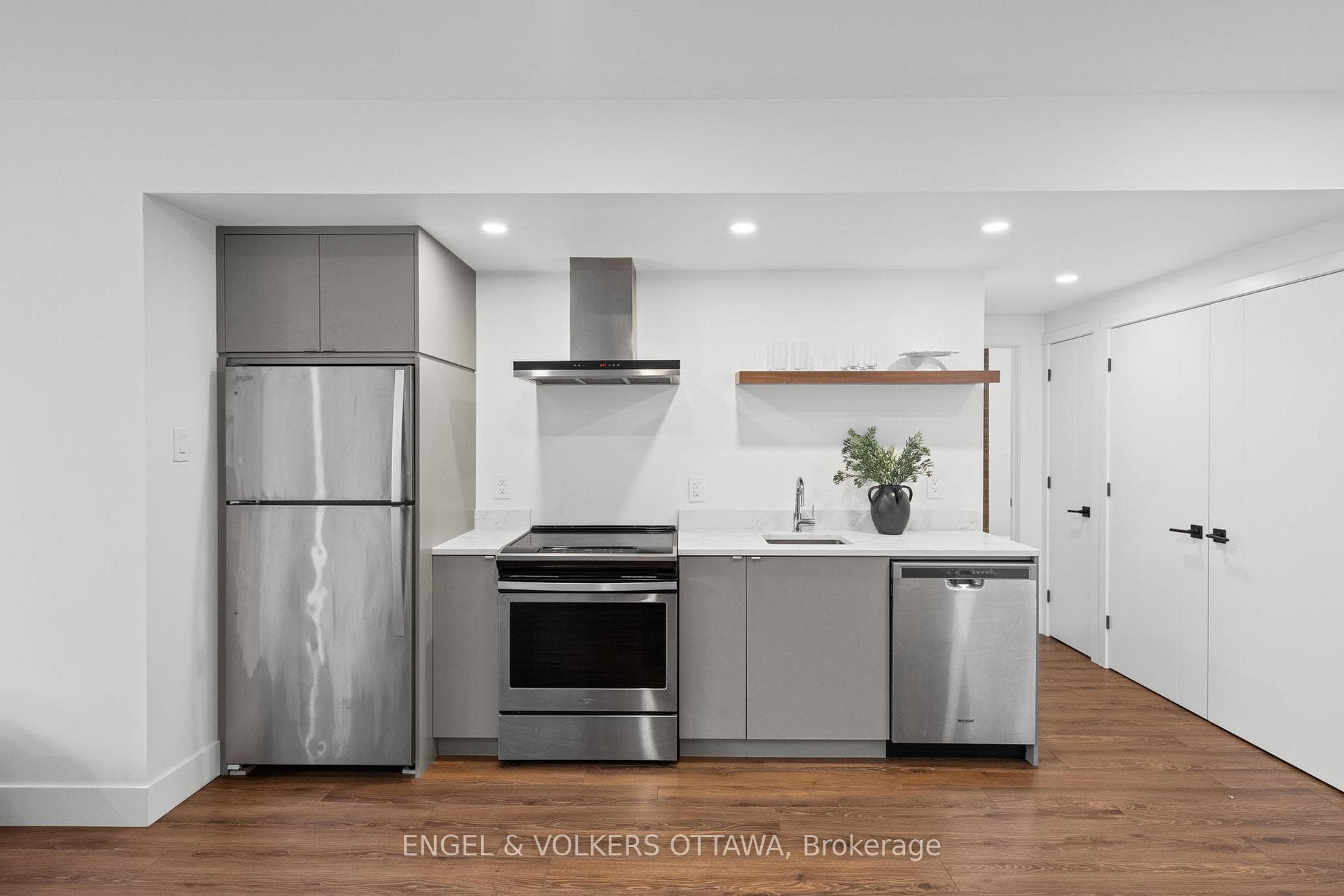 620 Rowanwood Avenue photo 34