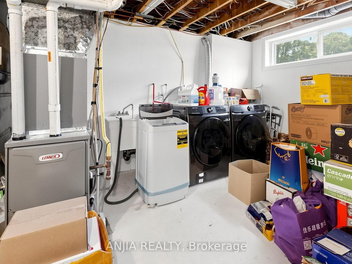 8 Applefield Drive photo 46
