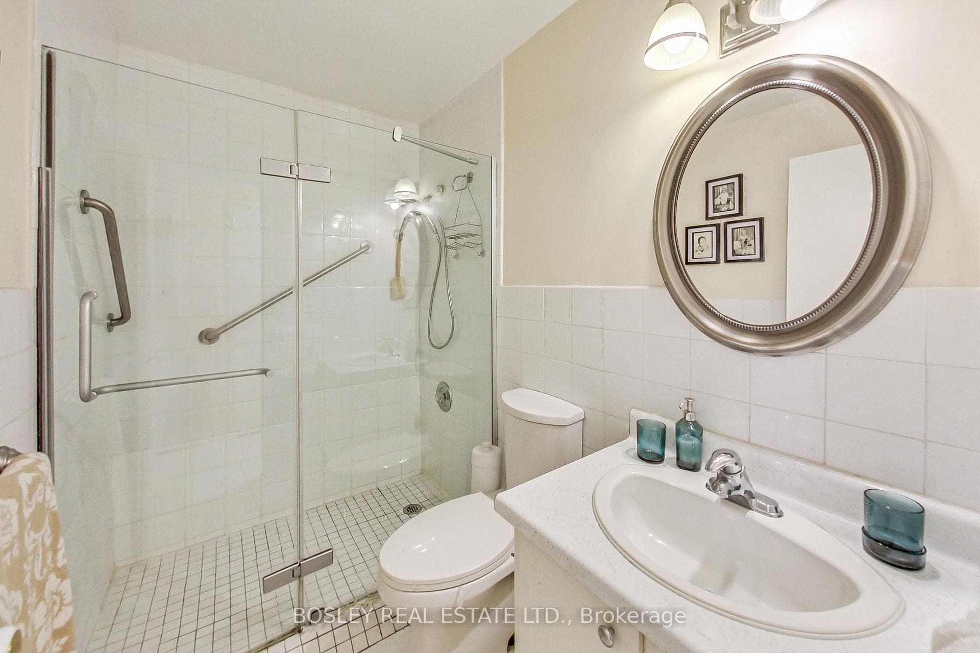 800 Kennedy Road Unit 106 photo 22