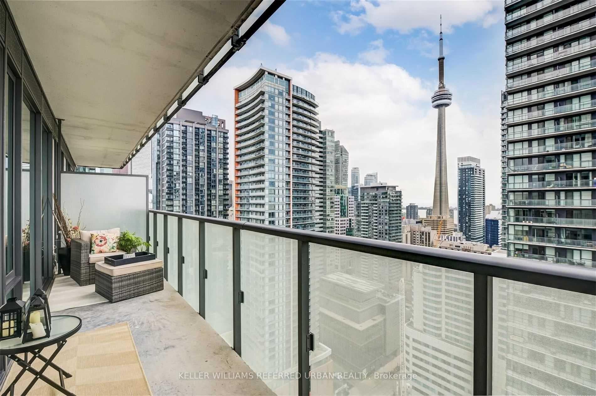 101 Peter Street Unit 3007 photo 3