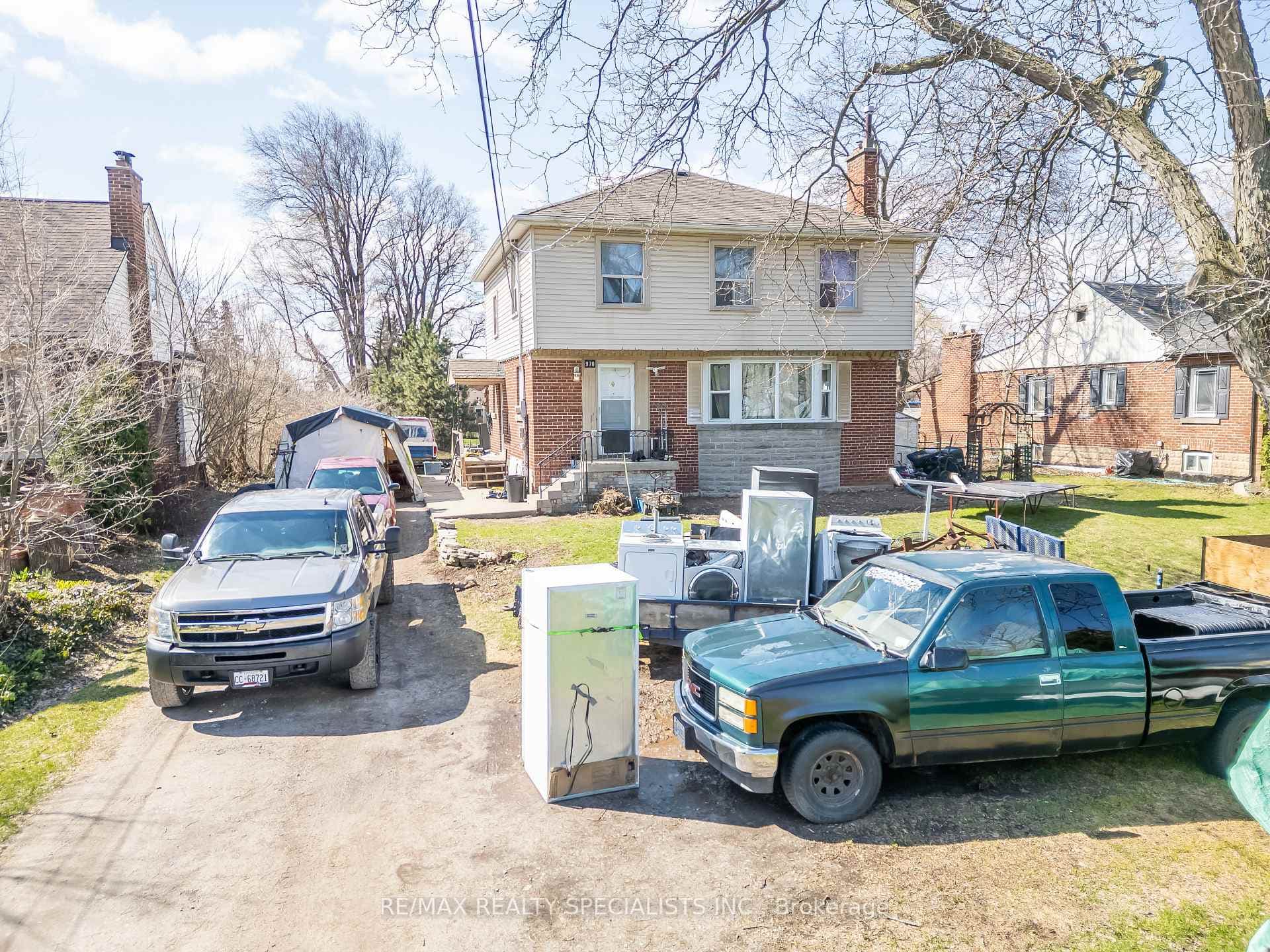 970 Concession Street photo 3