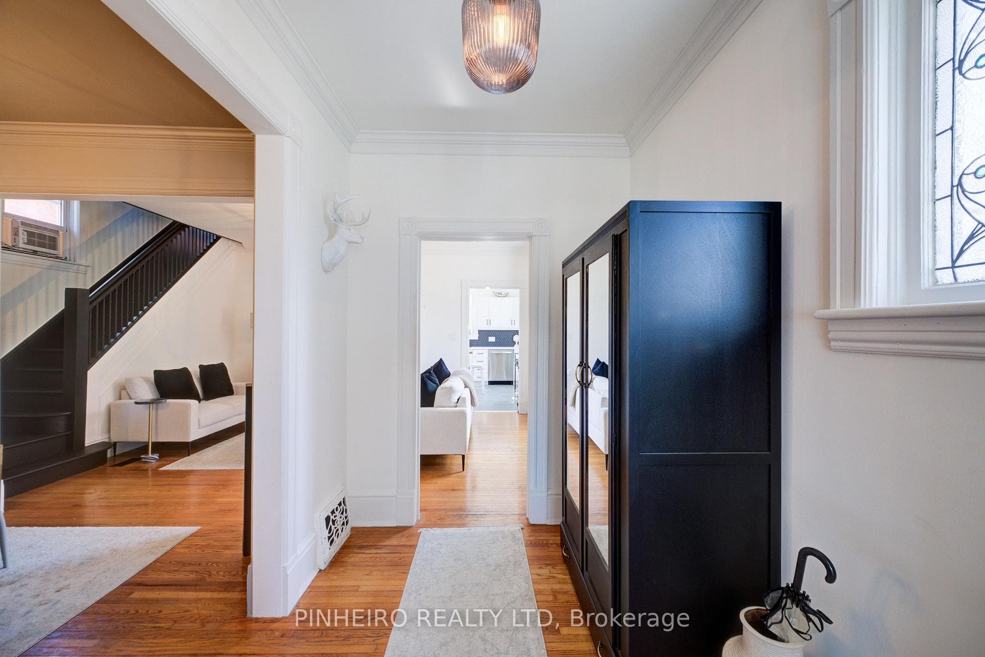 42 Fifth Avenue photo 6