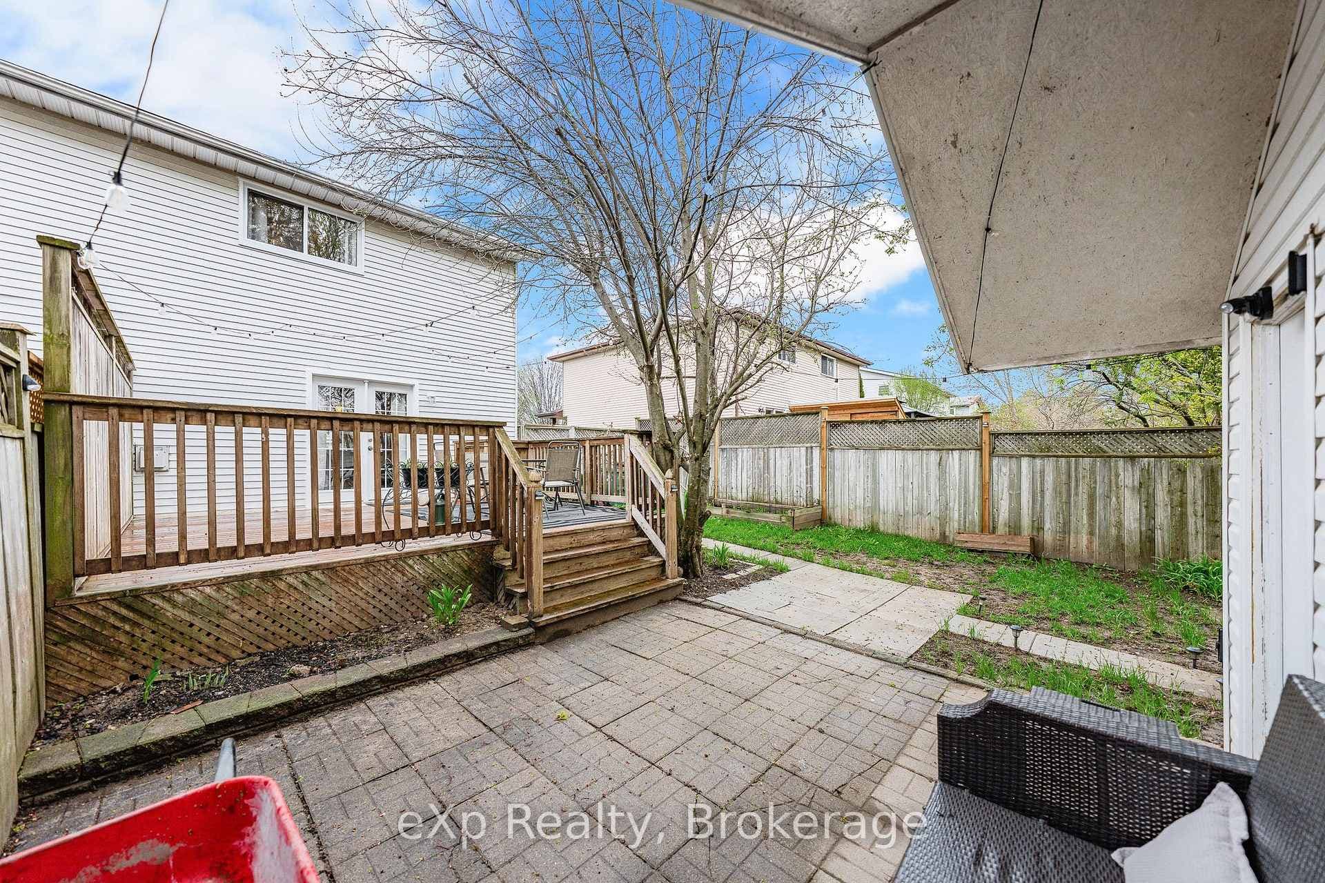111 Connelly Drive photo 34