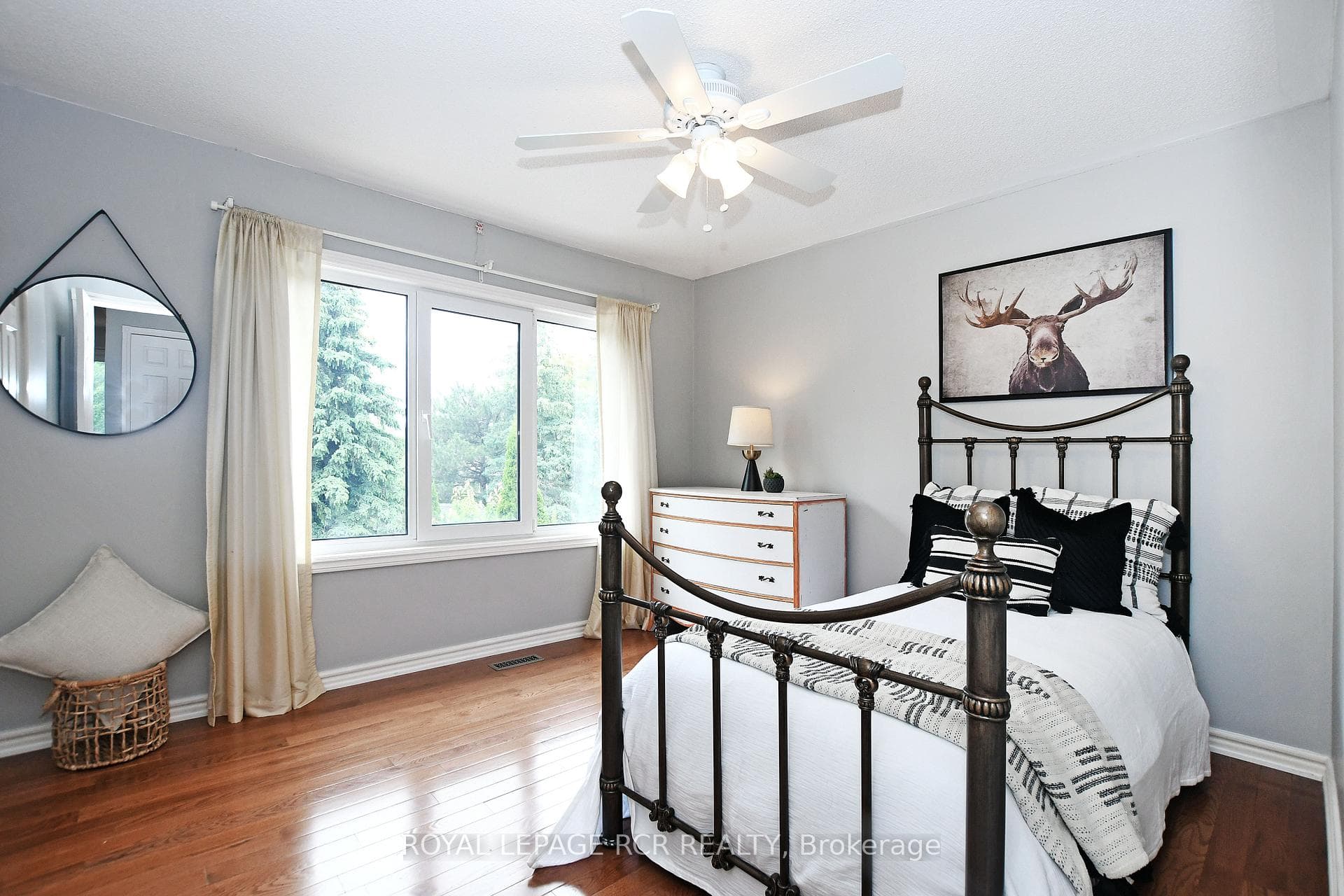 14 Wethersfield Court photo 23