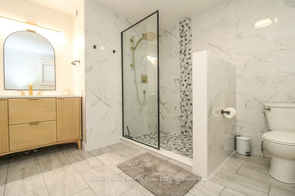 316 Mullighan Gardens photo 19