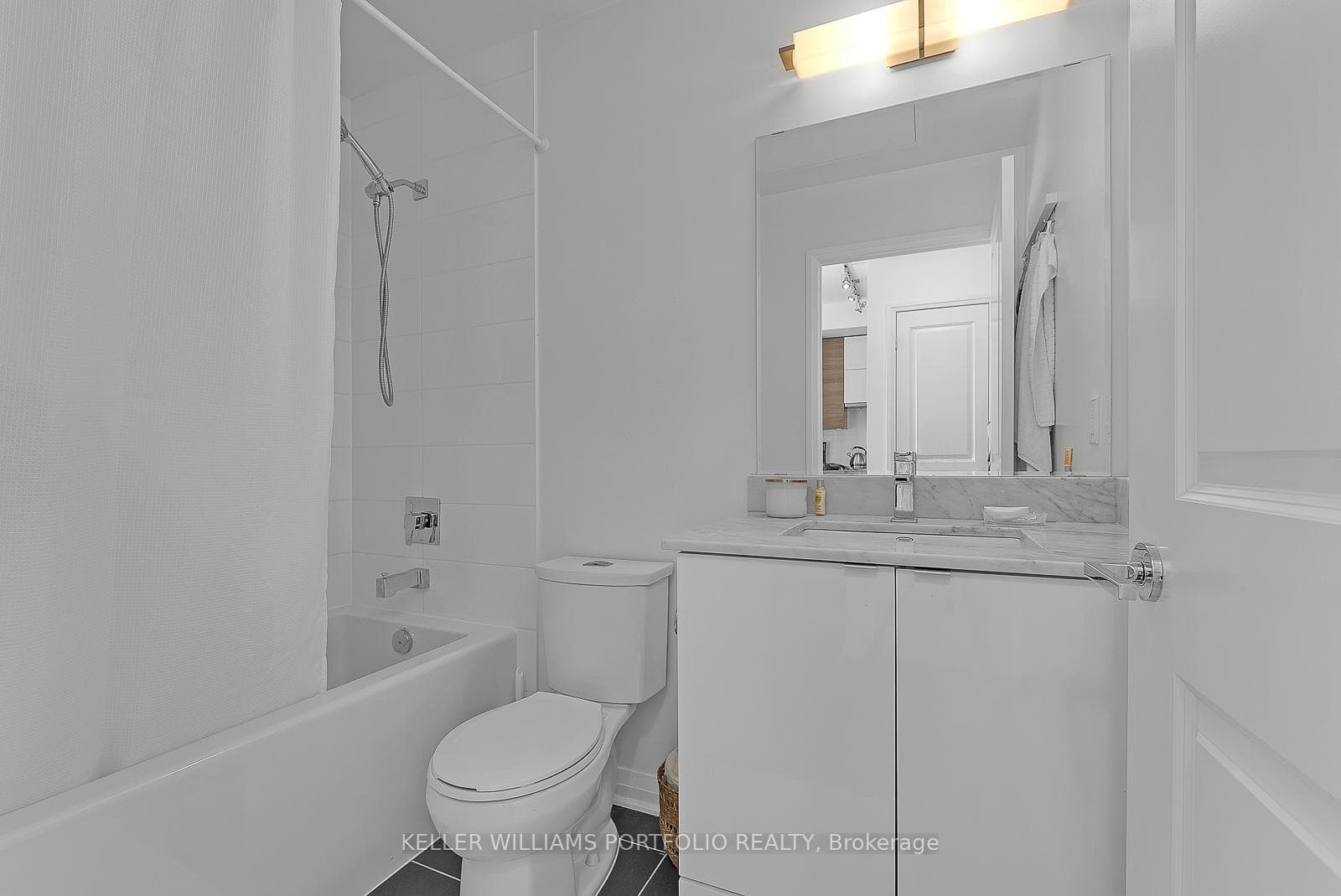 59 Annie Craig Drive Unit 1708 photo 3