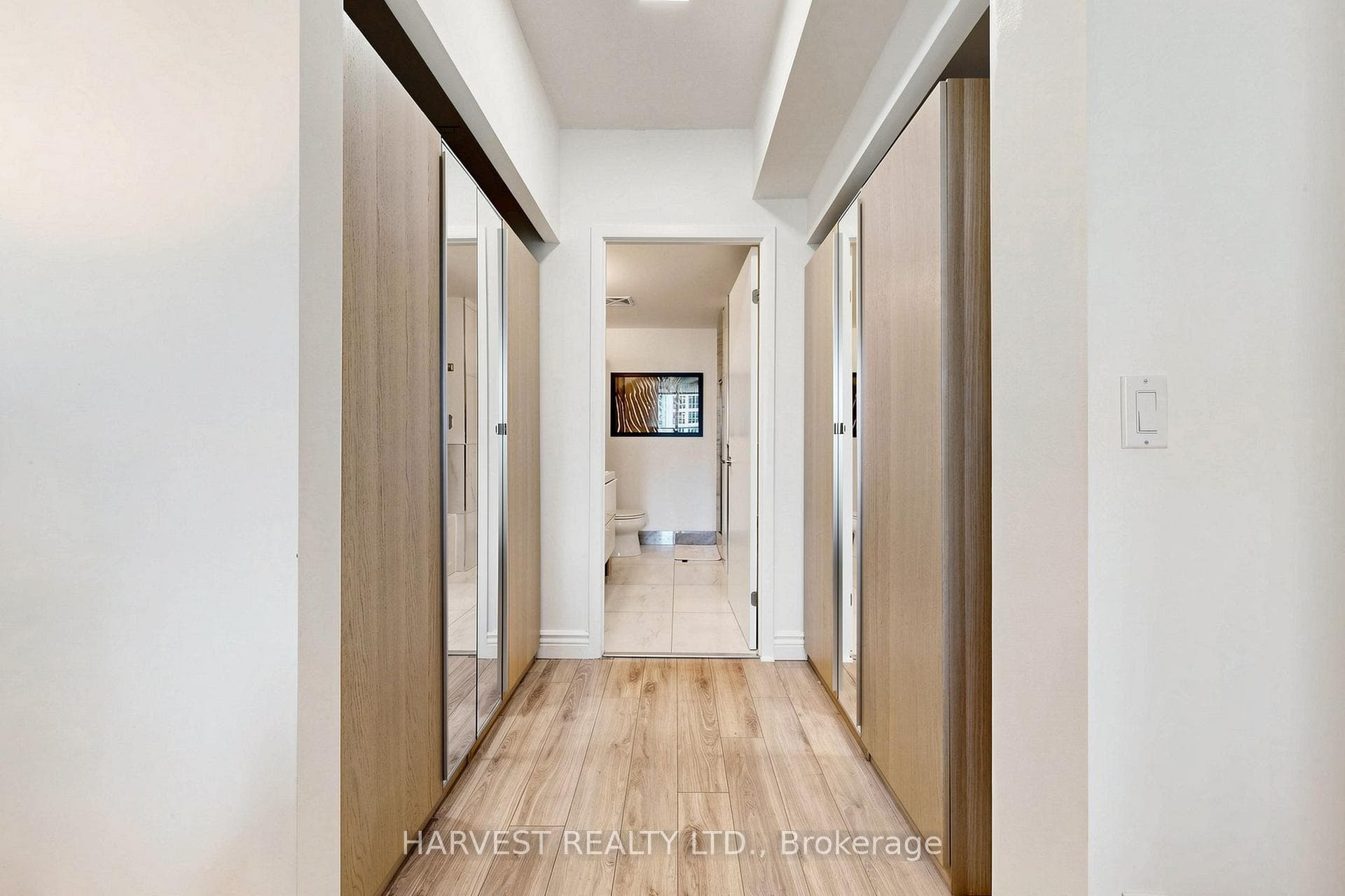 209 Fort York Boulevard Unit 380 photo 24