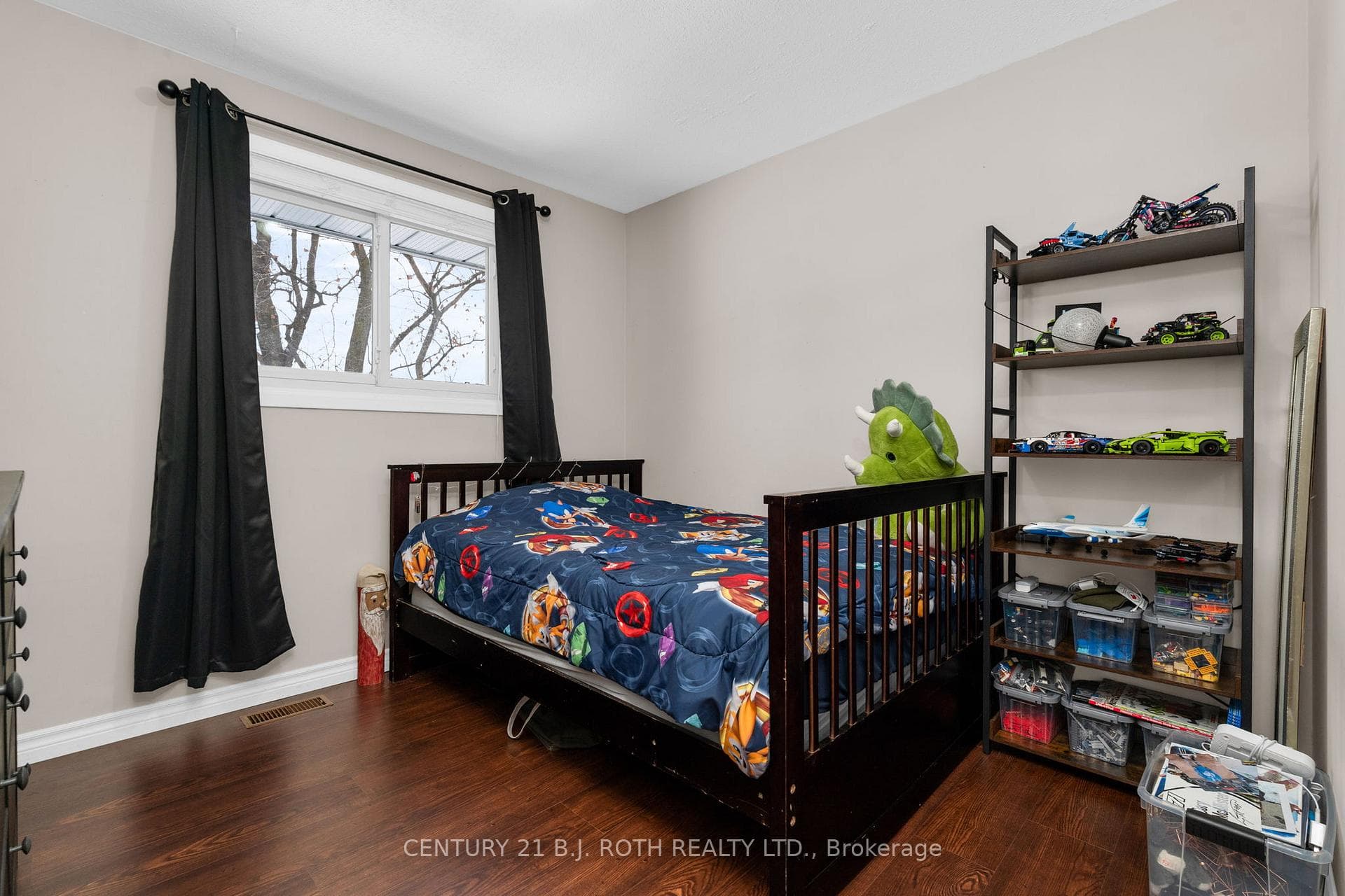 440 Barrie Road photo 16