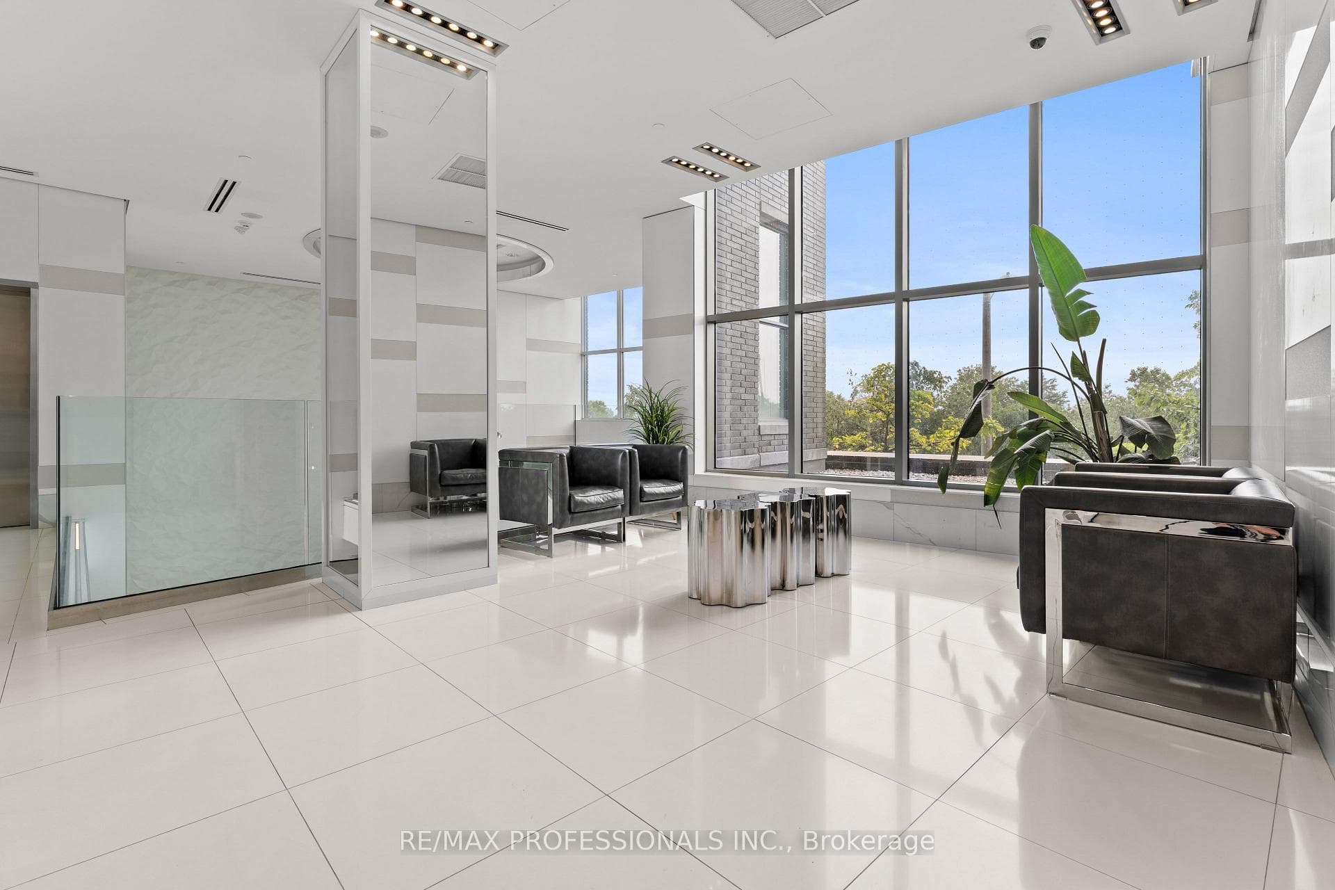 110 Marine Parade Drive Unit 1209 photo 23