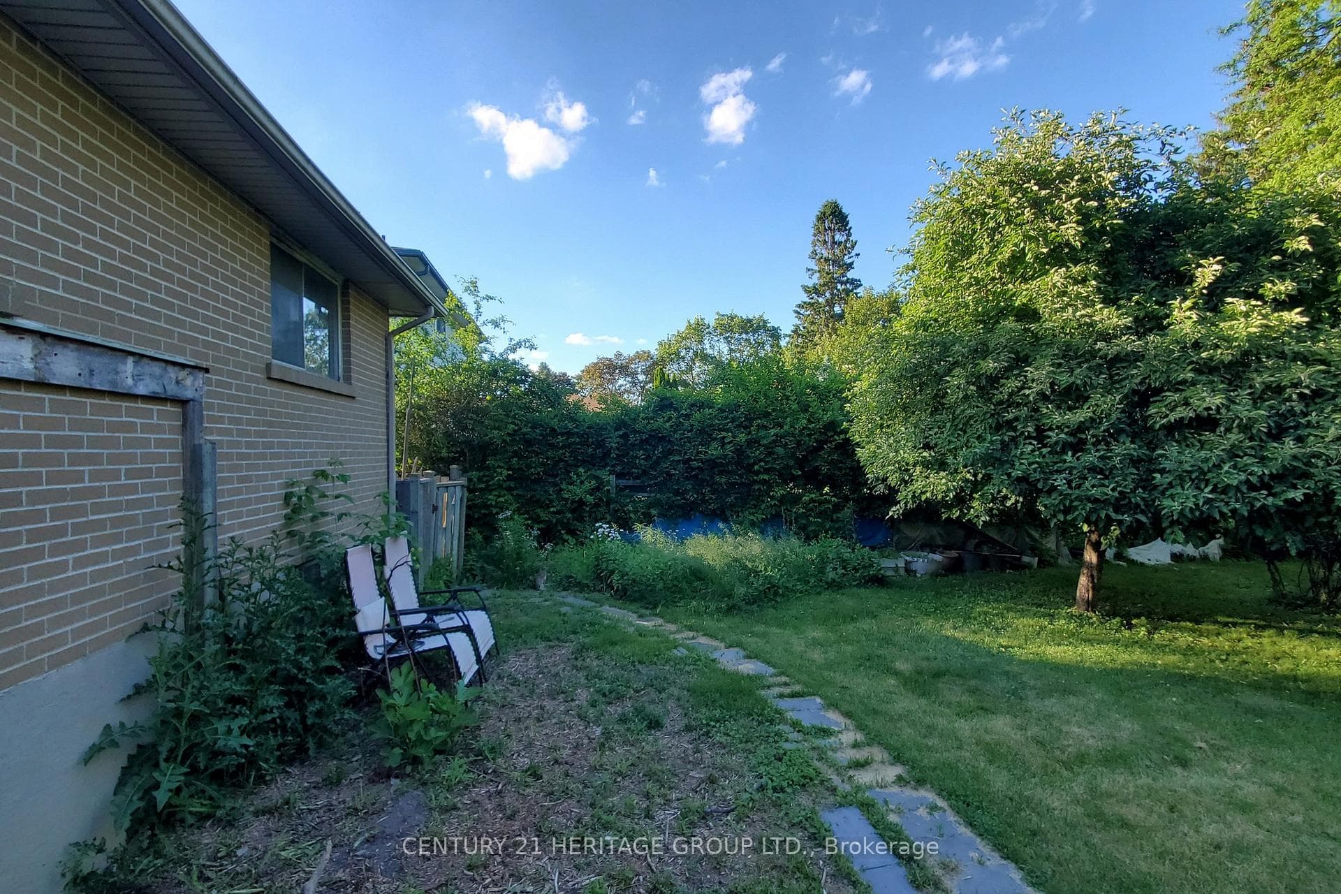 71 Mill Street photo 36