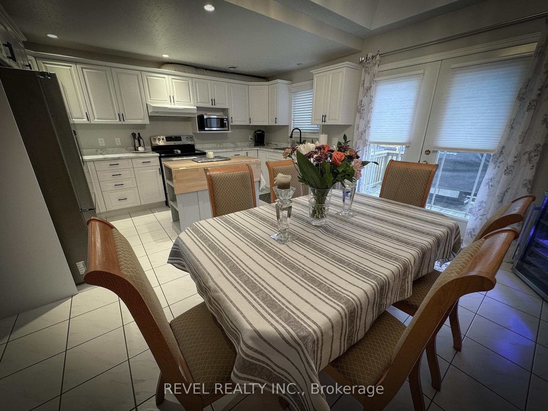 79 Meadow Lane photo 9