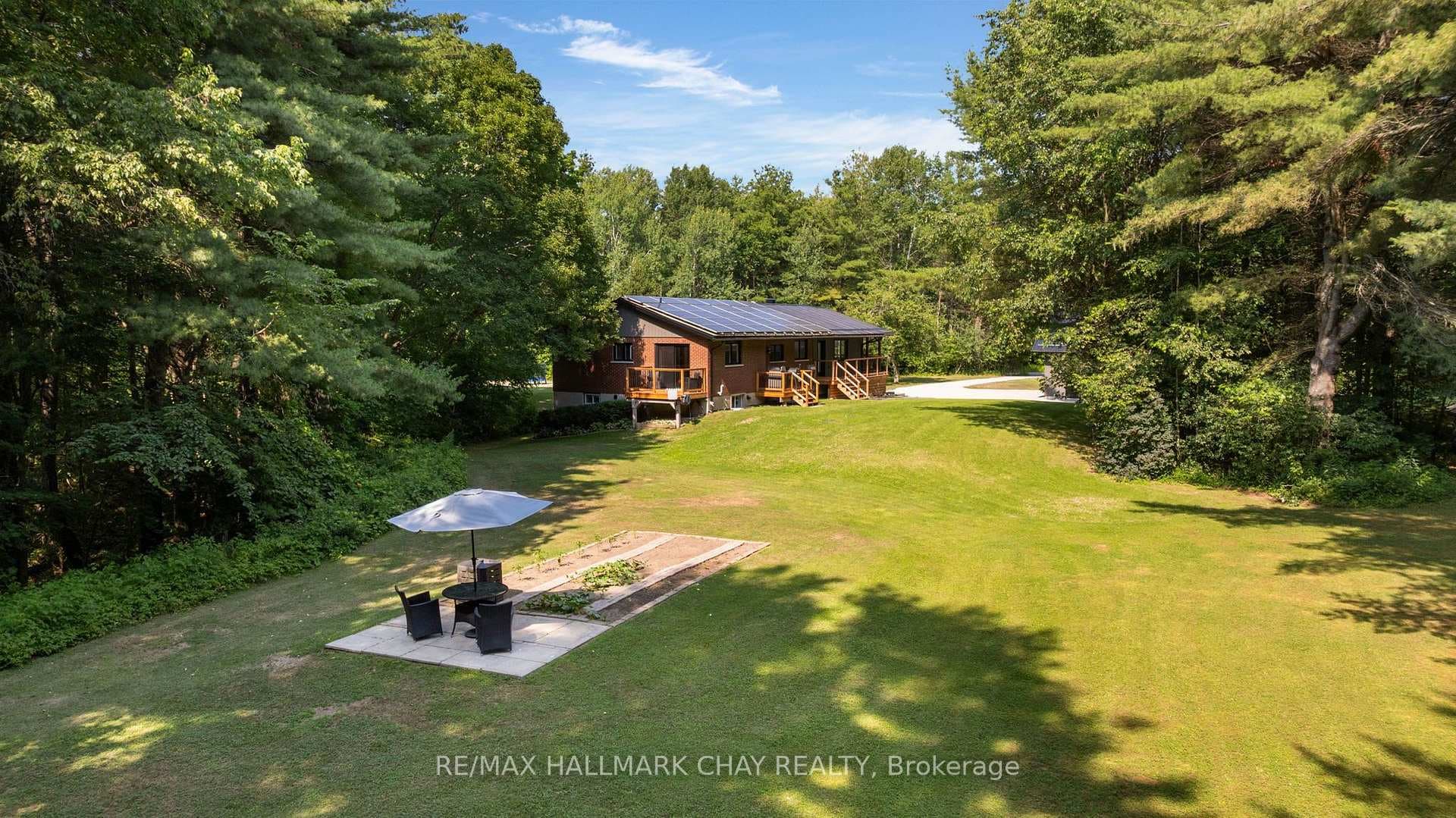 780 Marshall Road, Tiny