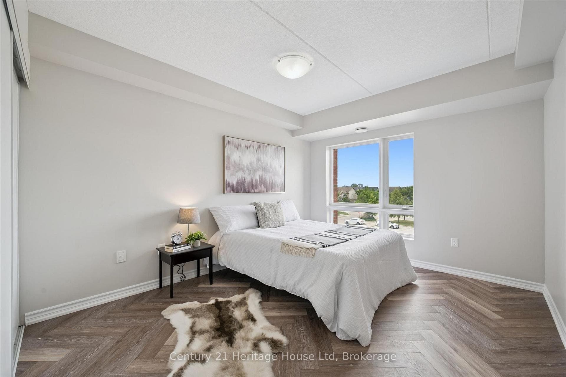 60 Lynnmore Street photo 10