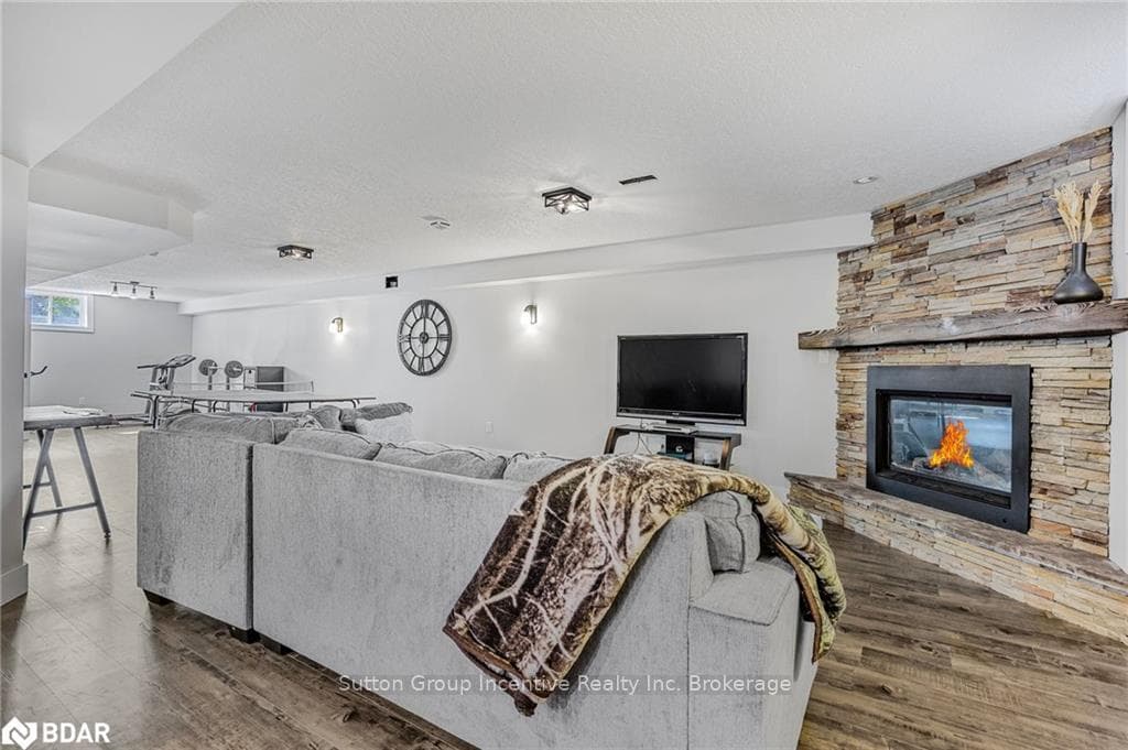 35 O'NEILL CIRCLE Circle photo 19