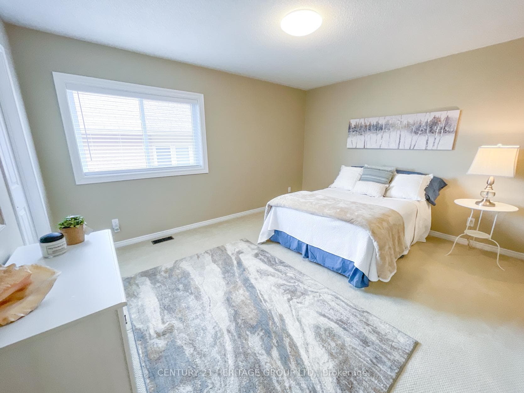379 Amberlee Court photo 31