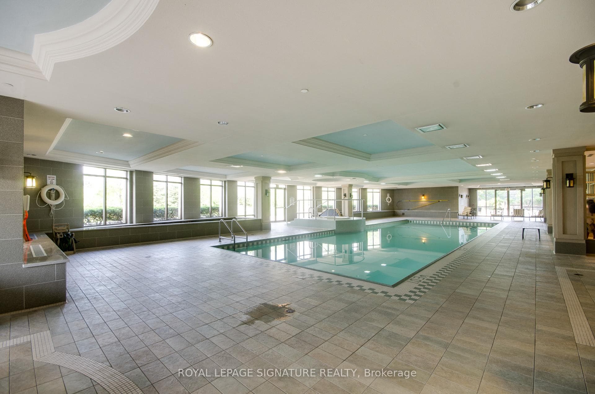 700 Humberwood Boulevard Unit 2021 photo 33