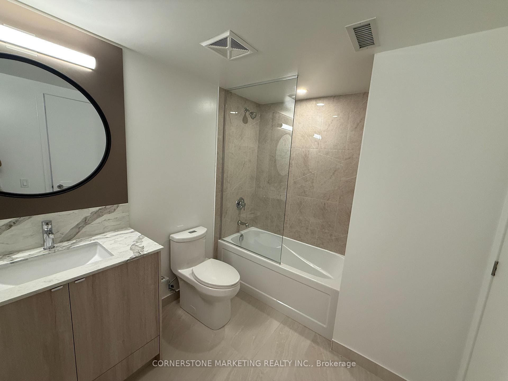 771 Yonge Street Unit 2707 photo 13
