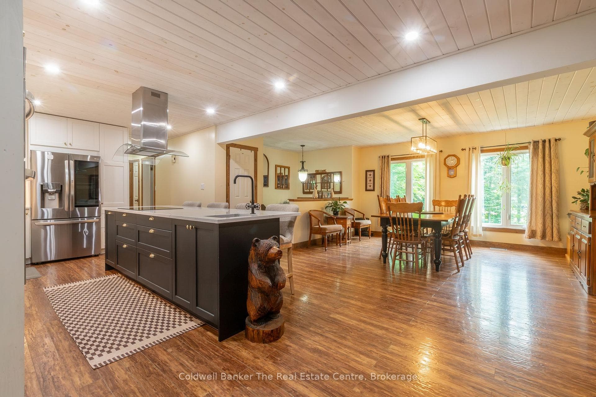 78 Glencairn Crescent photo 9