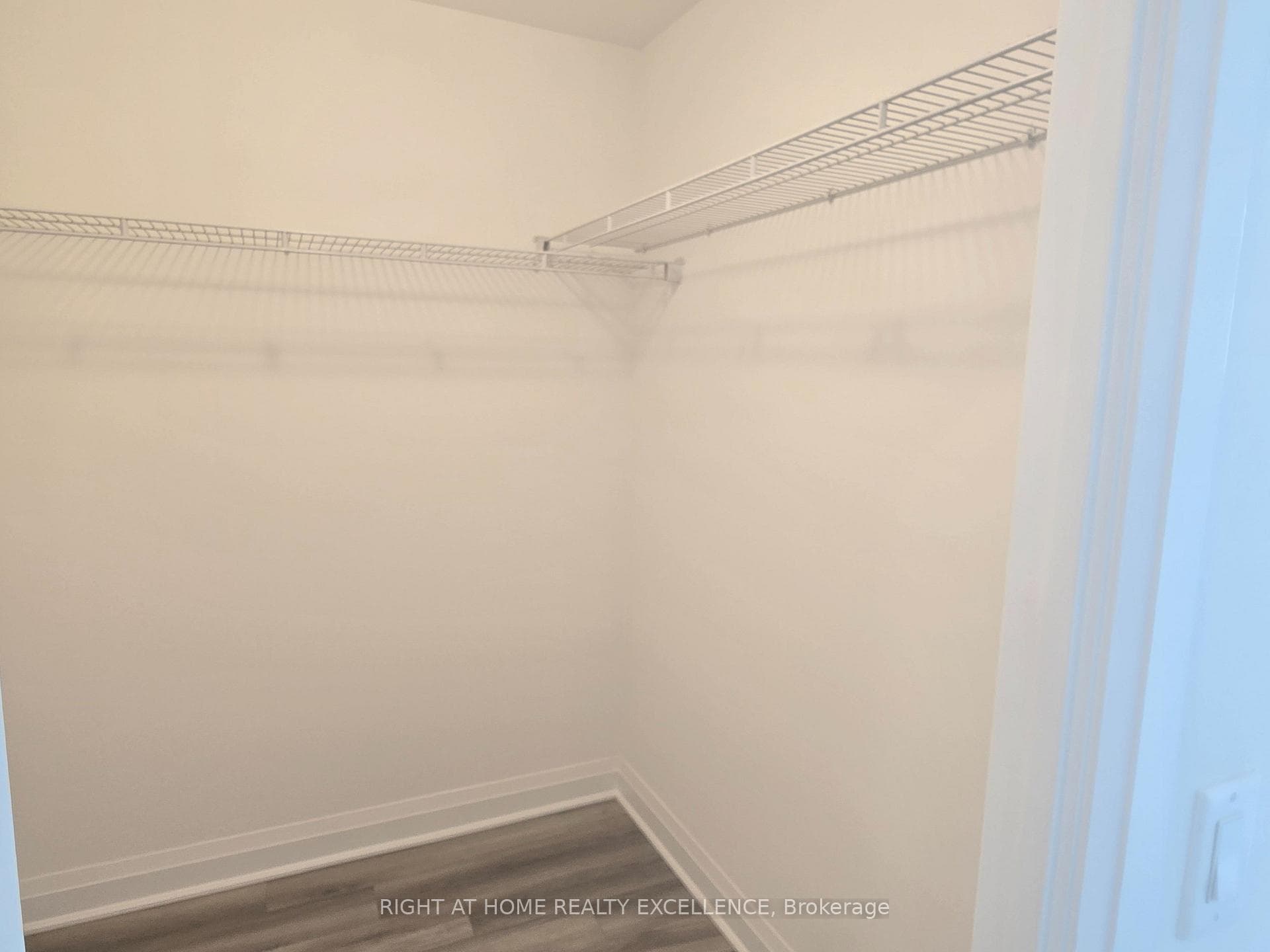 3220 Sheppard Avenue Unit 520 photo 15