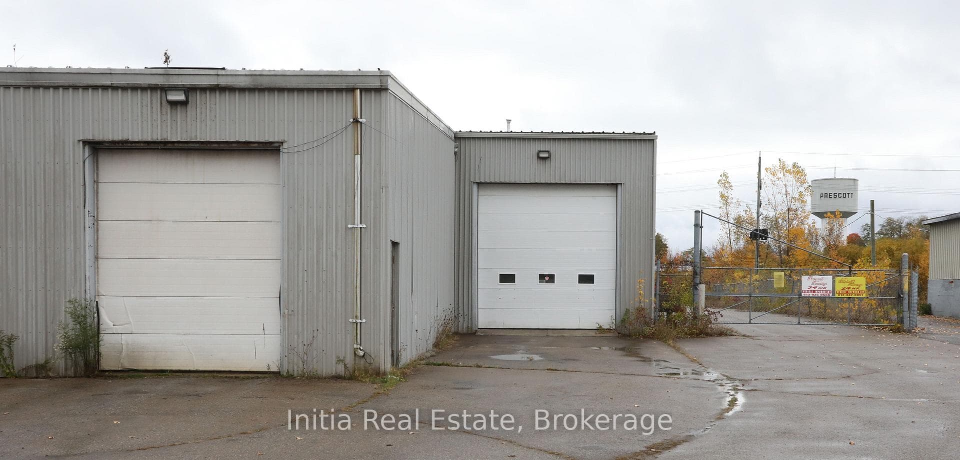 855 Edward Street photo 9