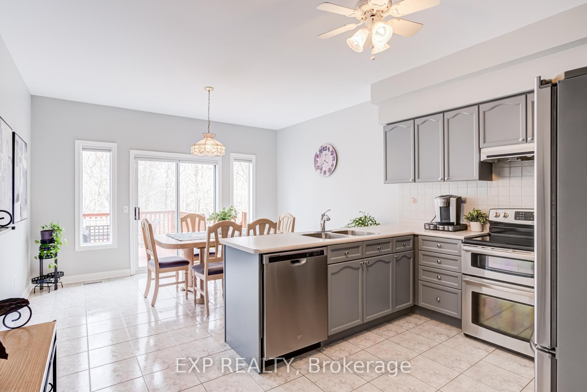 13 Blueberry Hill Court photo 15